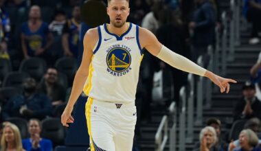 Warriors’ Kristaps Porzingis exits loss in Detroit with back injury