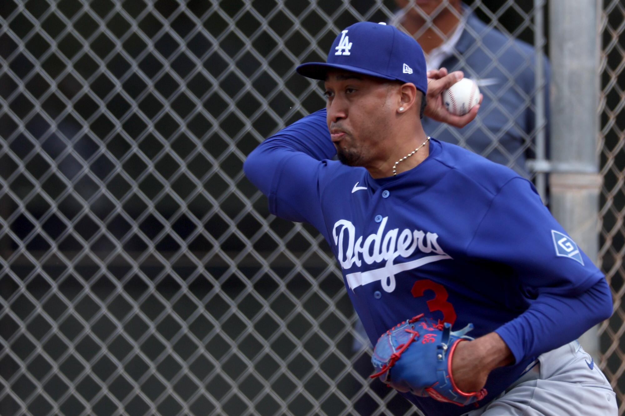 Dodgers closer Edwin Díaz throws during spring training at Camelback Ranch on Feb. 16.