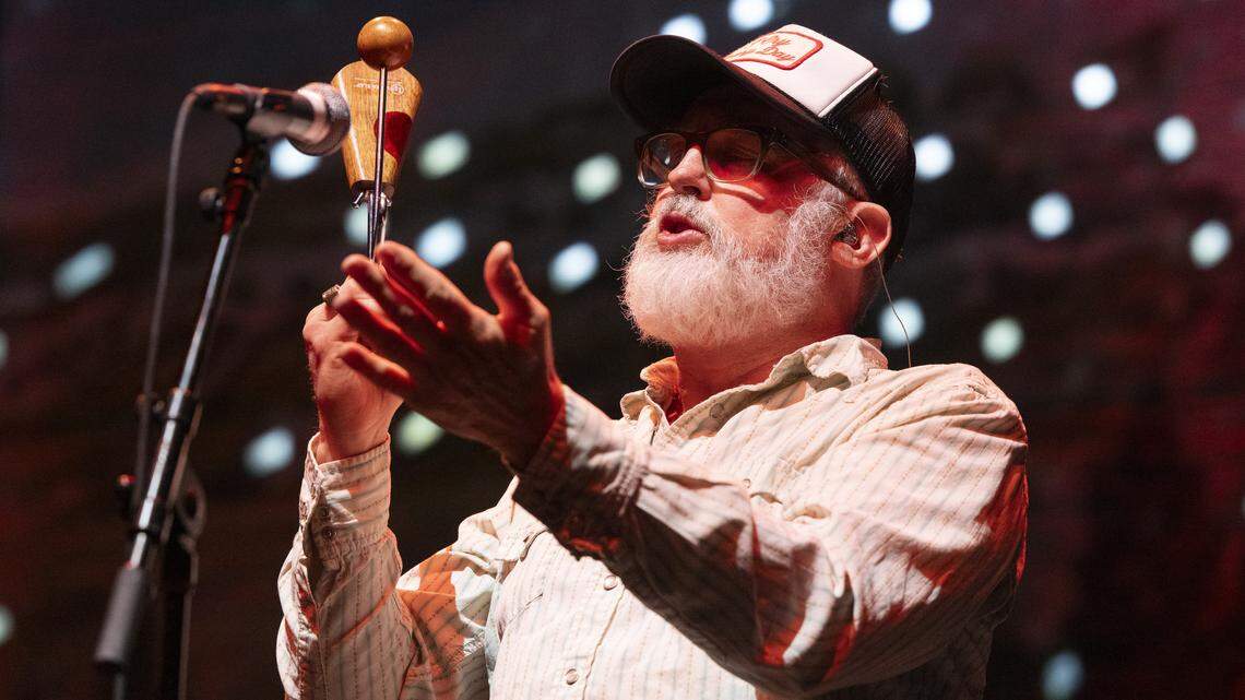 Sacramento rock band Cake hosts fundraiser for Mai Vang