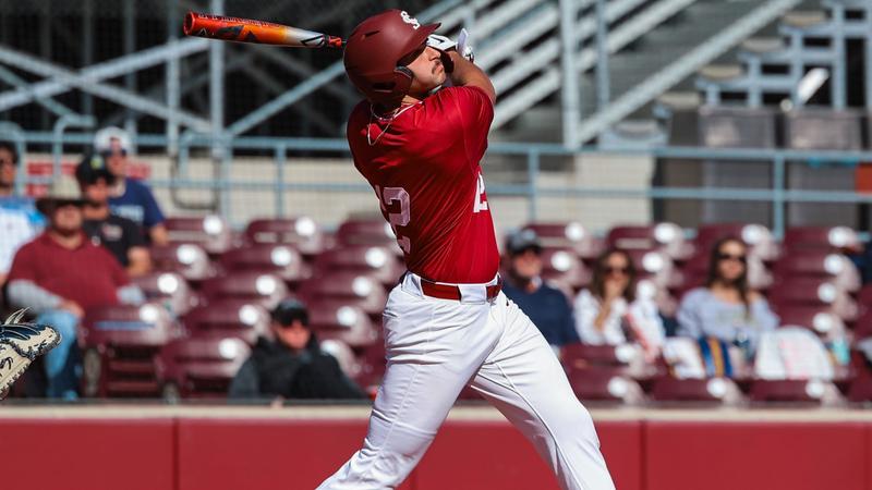 Offense Returns in Baseball's Series Finale at San Francisco