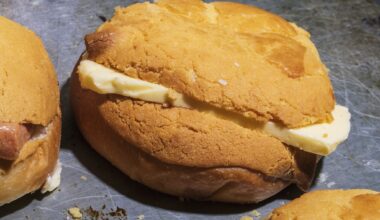 Pineapple King Bakery, known for pineapple buns, expands to Peninsula