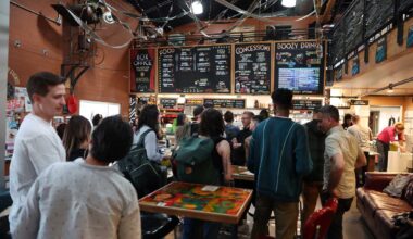 Oakland’s New Parkway movie theater looks to expand