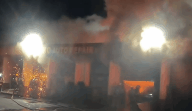 Fire in auto shop is put out – ORANGE COUNTY TRIBUNE