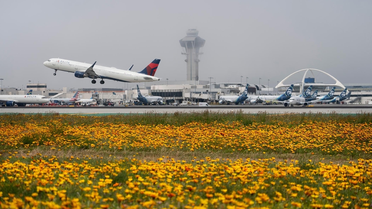 Feds ramp up scrutiny in yearslong dispute over California airport money