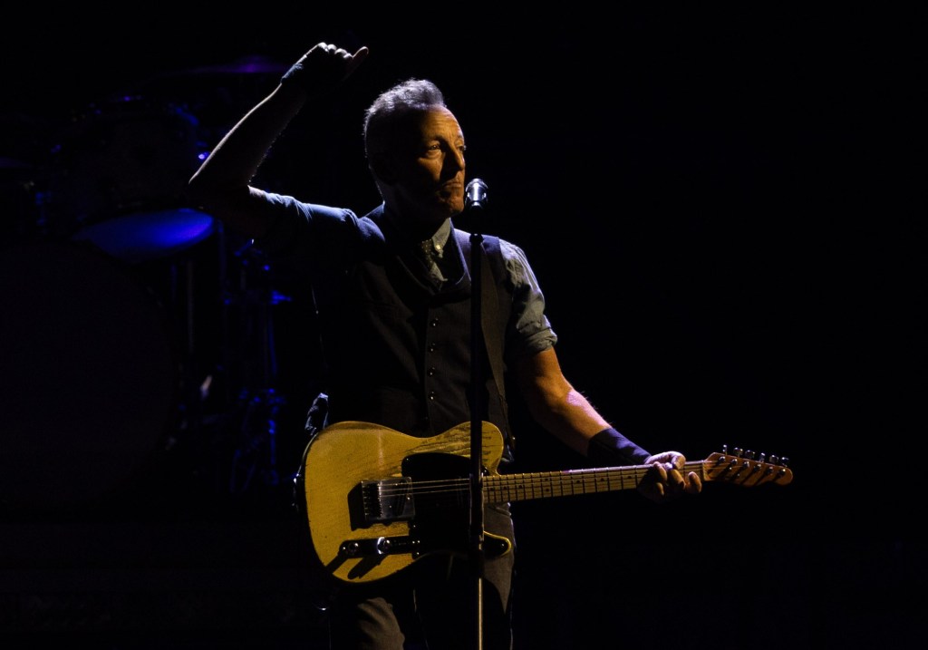 Bruce Springsteen concert tour hits Chase Center in San Francisco