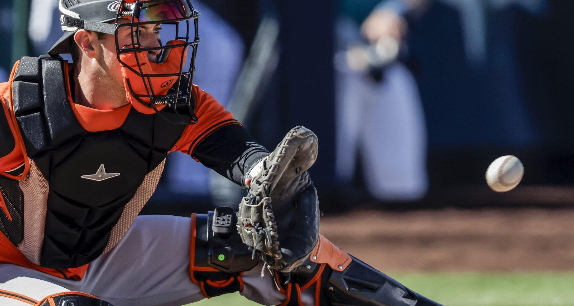 Giants’ final roster reveals backup catcher and a great comeback story