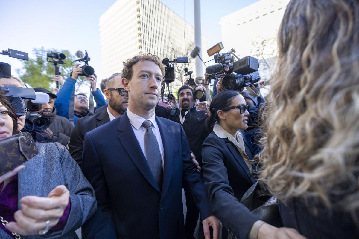 Mark Zuckerberg arrives to the federal court house in L.A.