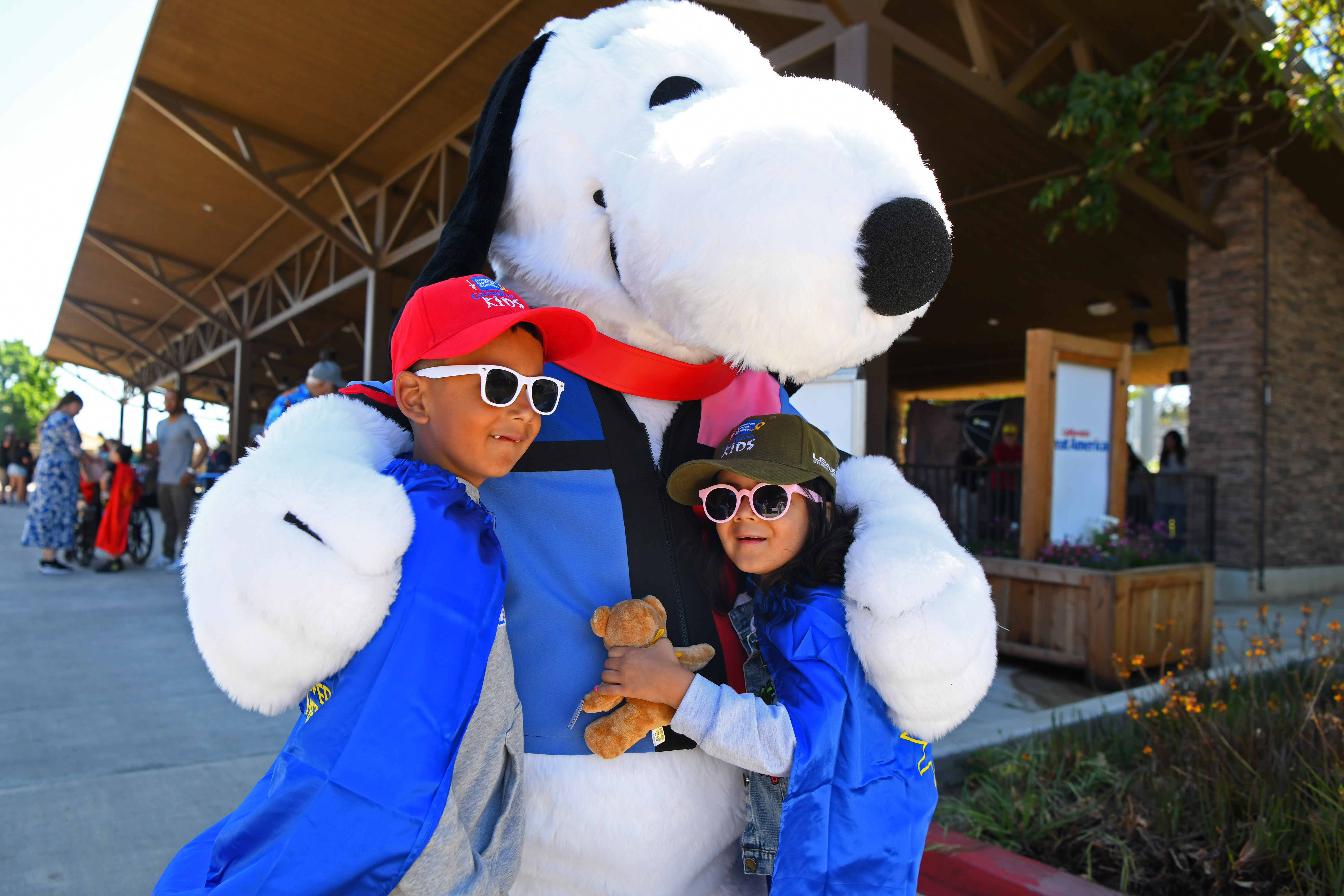 Elianna Hernandez Franco, 5, right, and her brother Romeo, 6,...