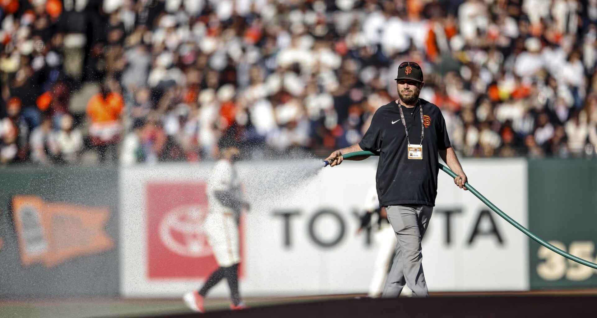 How the Giants cleaned up their dirt after Matt Chapman’s complaints