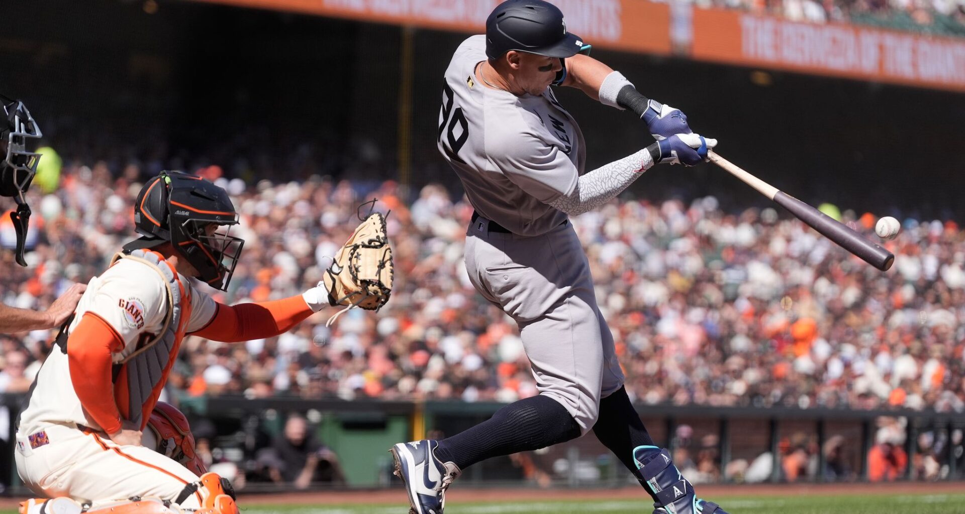 Giants again shut out by Yankees in a one-hit effort that made history