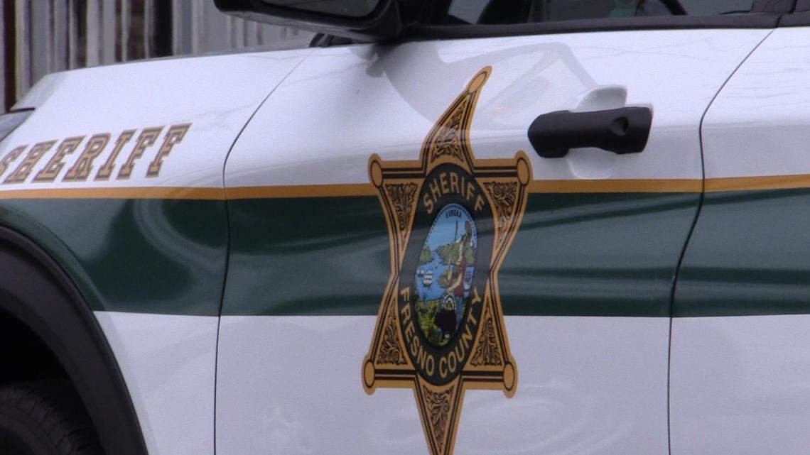 Person fatally shot at Fresno County intersection, deputies say