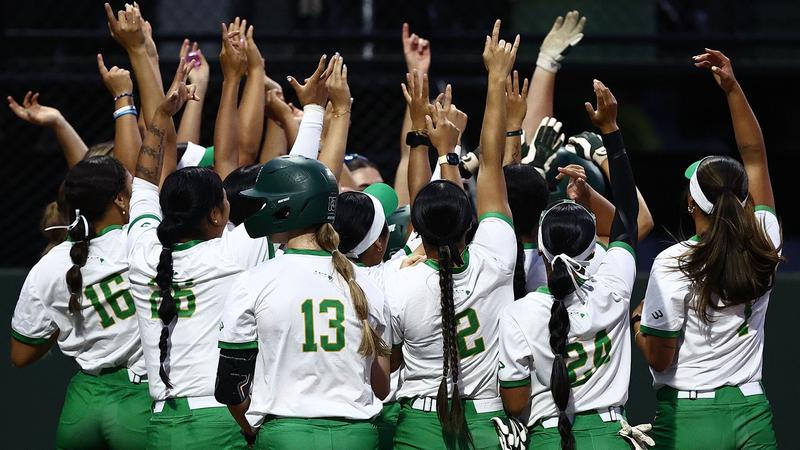 Softball Pulls Away from CSUN in Series Opener