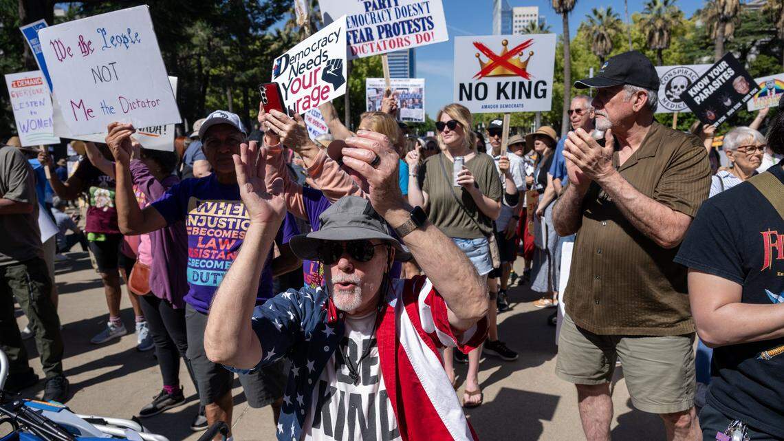 Third ‘No Kings’ protest draws thousands in Sacramento area