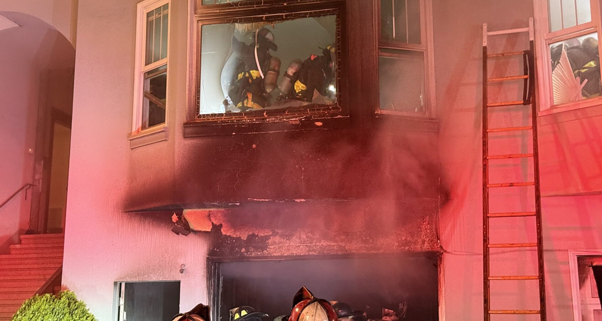 Early morning garage fire displaces resident, pet in San Francisco