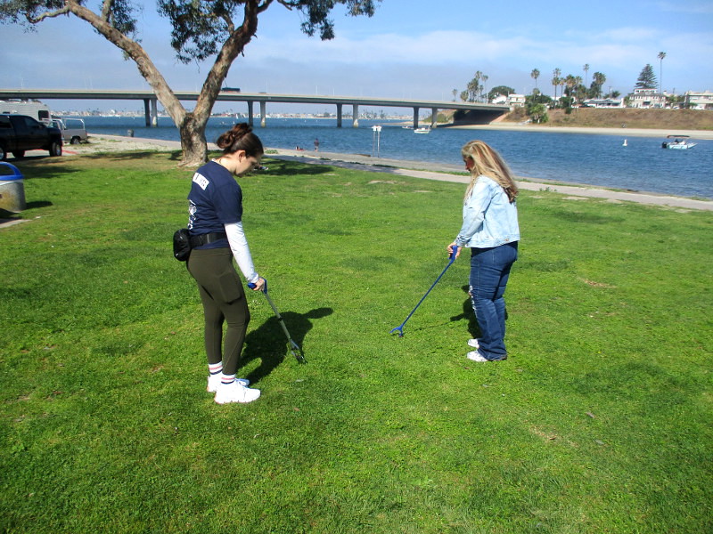 San Diego nurses organization cleans Ski Beach! – Cool San Diego Sights!
