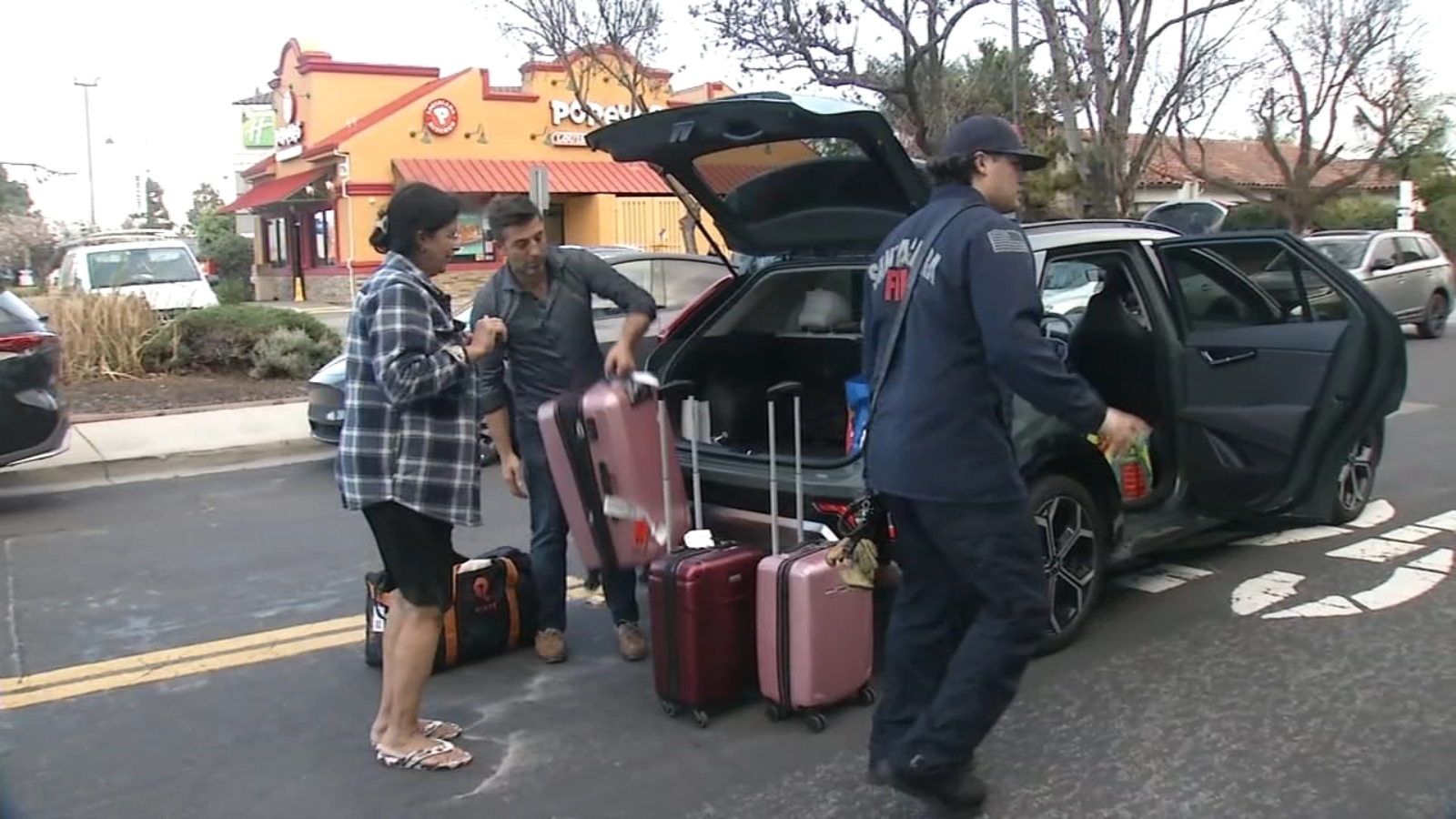 130 residents evacuated due to structural concerns at Santa Clara condo complex