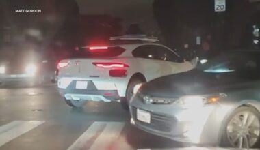 San Francisco leaders press Waymo on stalled robotaxis during December power outage