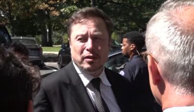 Elon Musk to take stand in Twitter shareholder trial in San Francisco accusing him of deflating stock before purchase