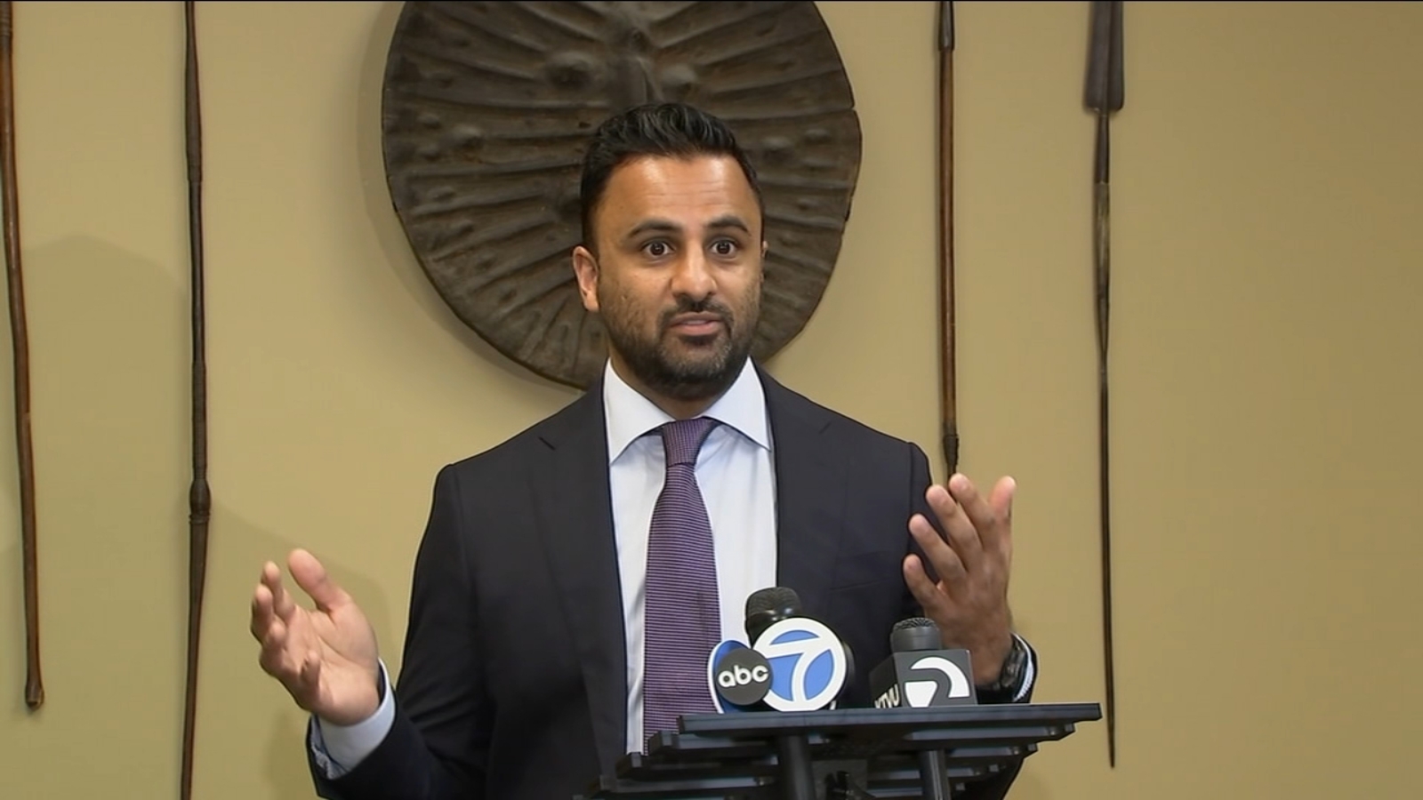 Silicon Valley entrepreneur Ethan Agarwal launches challenge to Rep. Ro Khanna