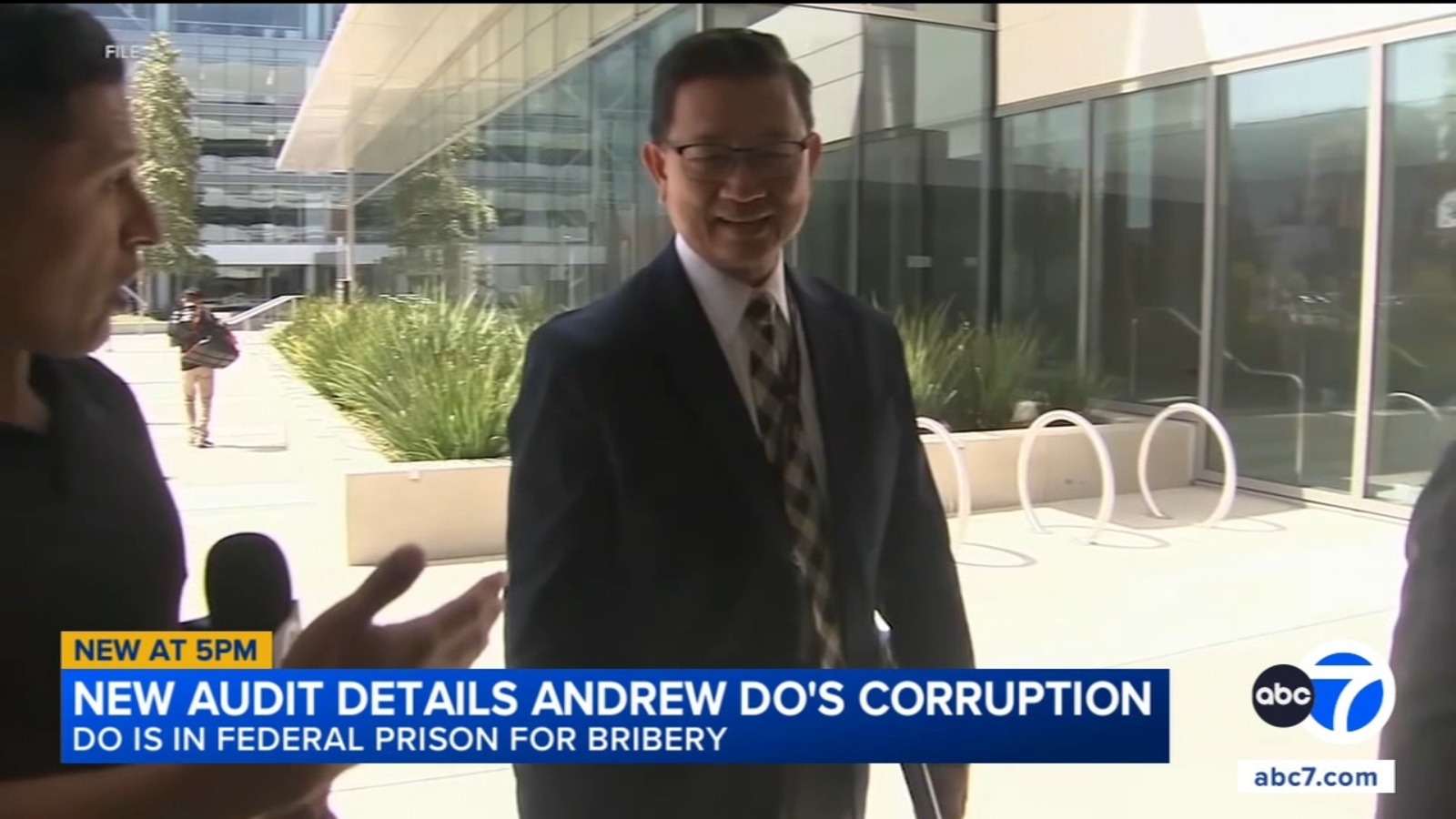 Audit of disgraced former Orange County Supervisor Andre Do reveals lack of oversight in bribery scheme