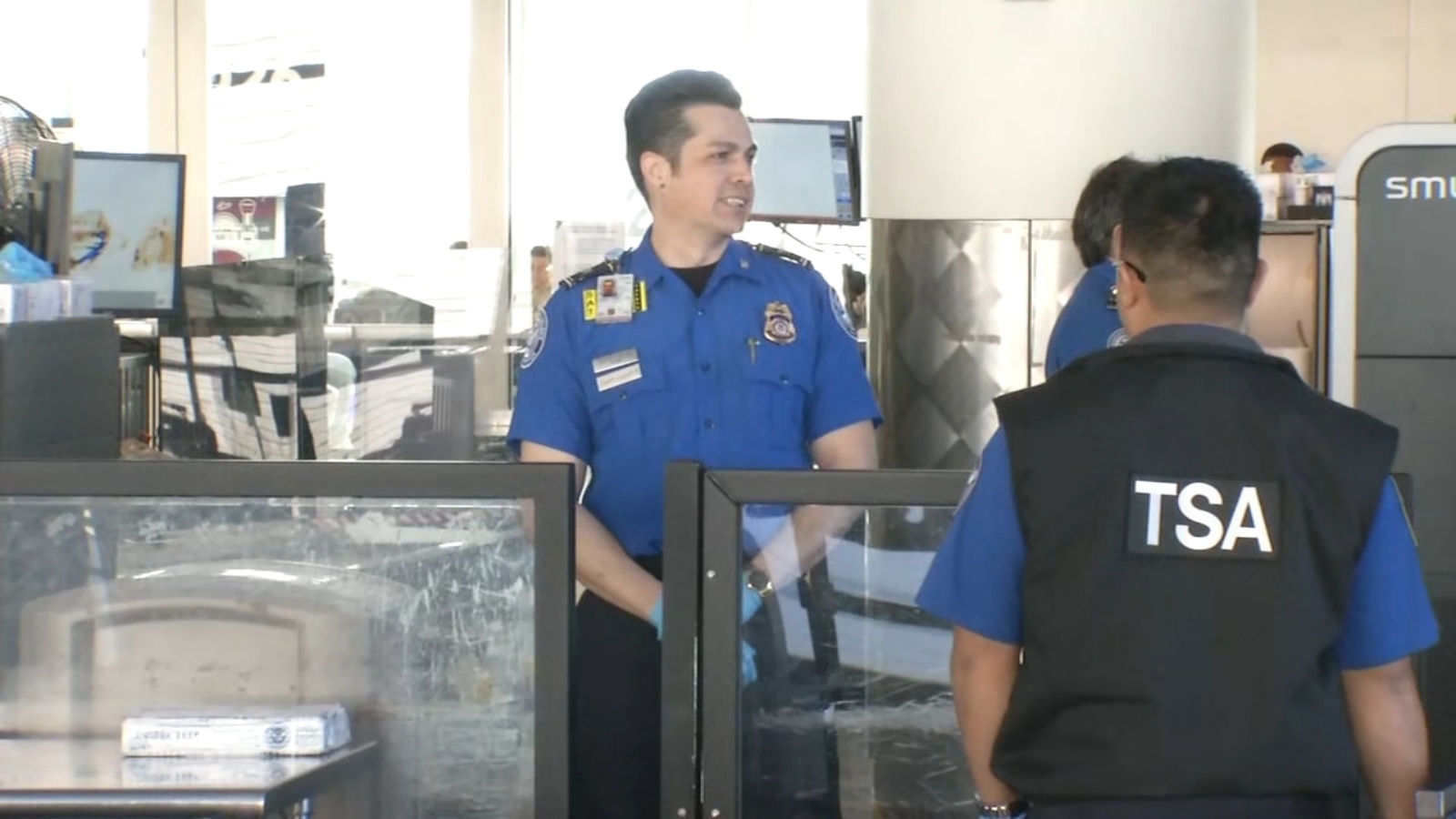 TSA privatization: San Francisco International Airport is the 'poster child' for debate amid partial government shutdown