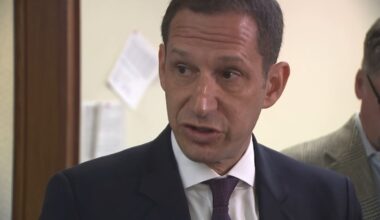 San Francisco Mayor Daniel Lurie pushes charter reform ballot measures