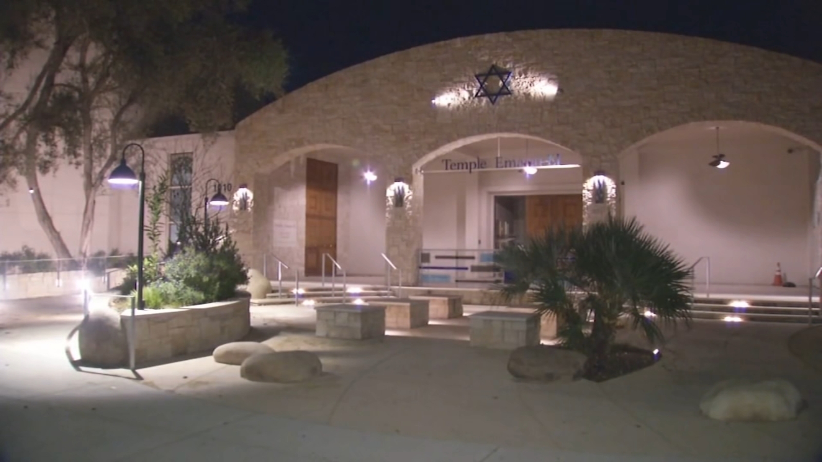 Bay Area synagogues and Jewish community increase security amid rise in targeted antisemitic attacks