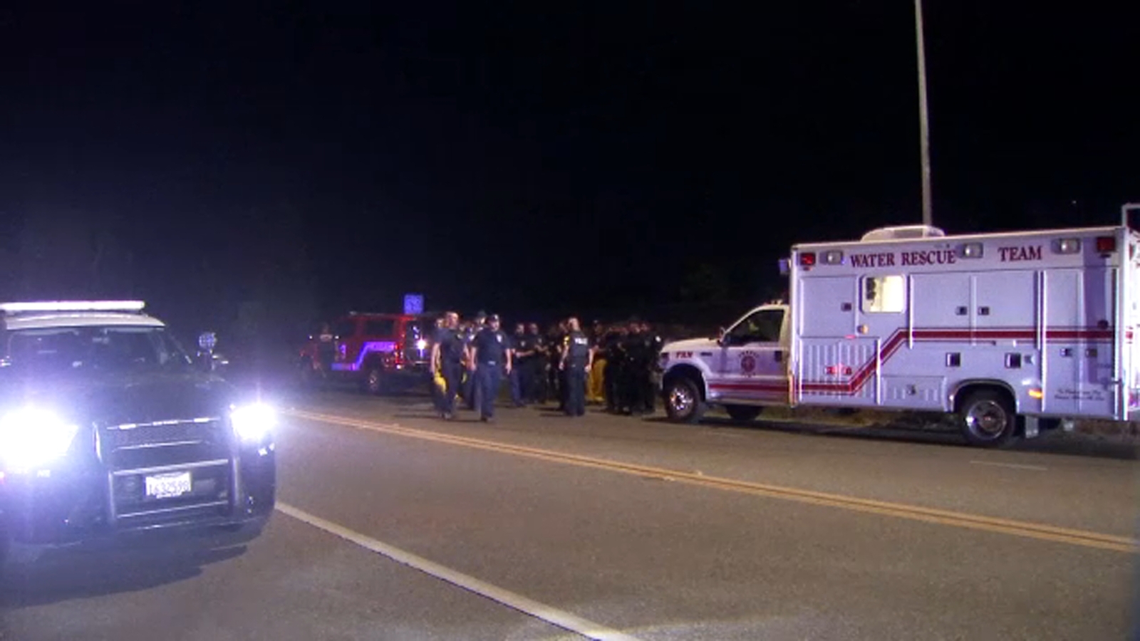 2 people rescued from San Joaquin River, officials say