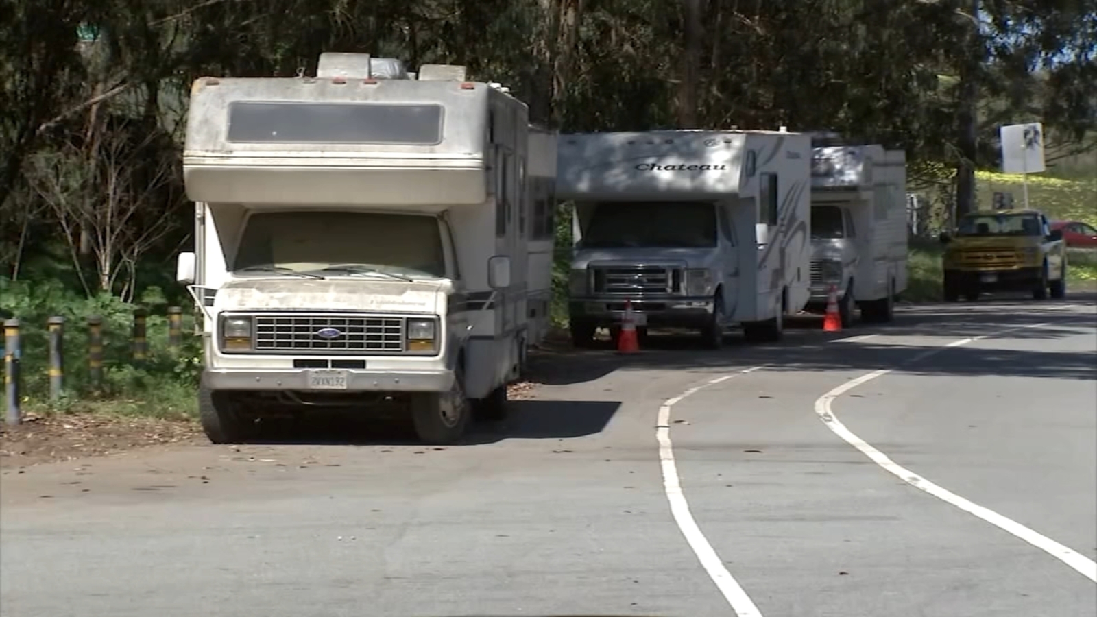 San Francisco to extend RV parking permits to avoid tows as hundreds still wait for housing