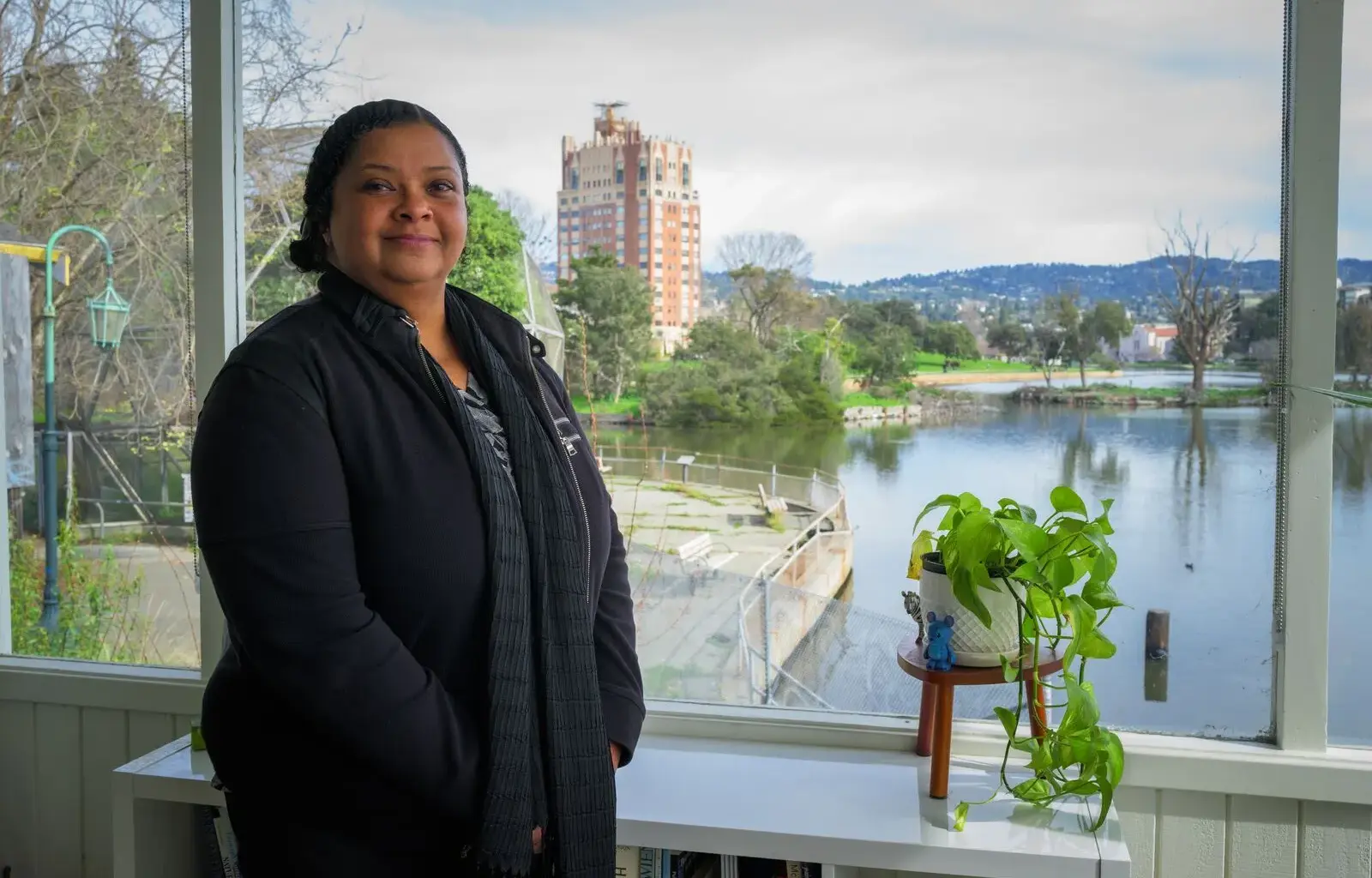 Budget cuts devastated an Oakland public safety program. Now neighbors are scraping by