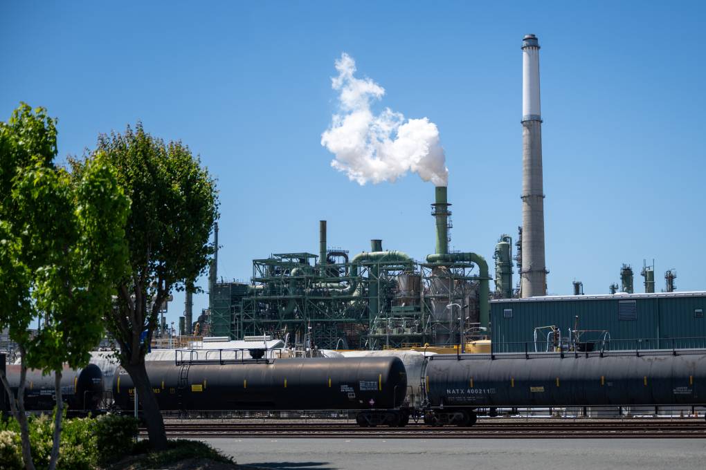 California Passed a Law to Curb Spikes in Gas Prices. Why Isn’t It Using Those Powers Now?