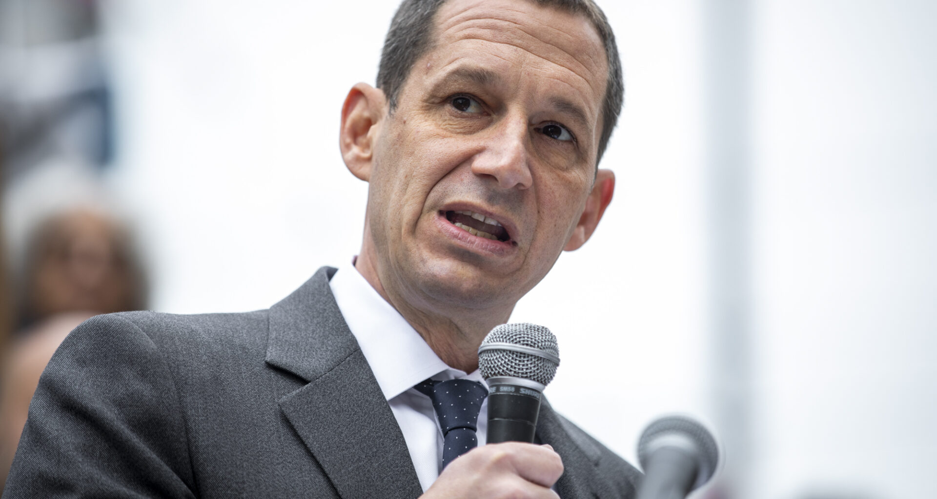 San Francisco Mayor Daniel Lurie Looks to Eliminate 500 City Jobs