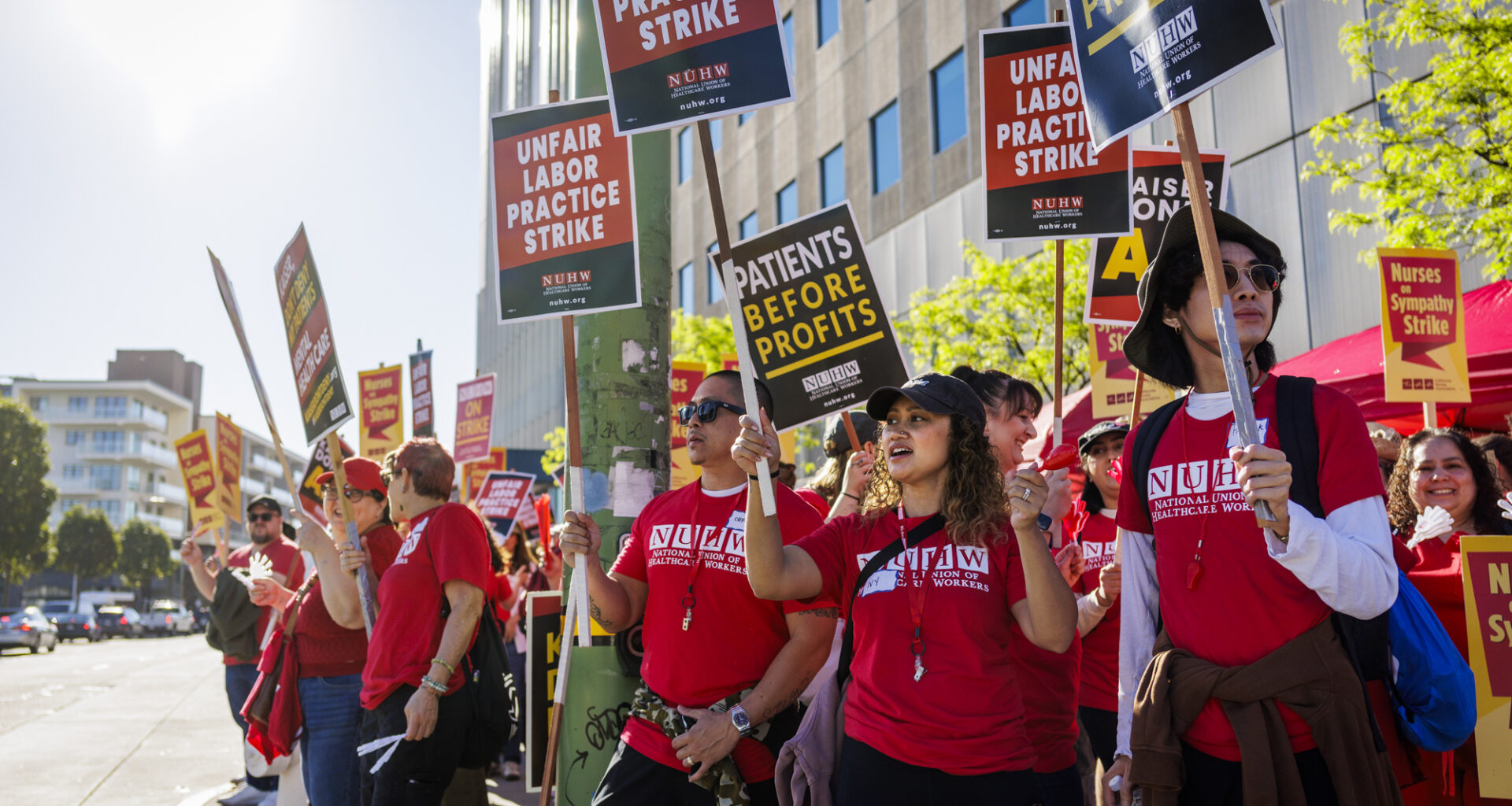 Northern California Kaiser Therapists Hold 1-Day Strike Over AI, Patient Care Concerns