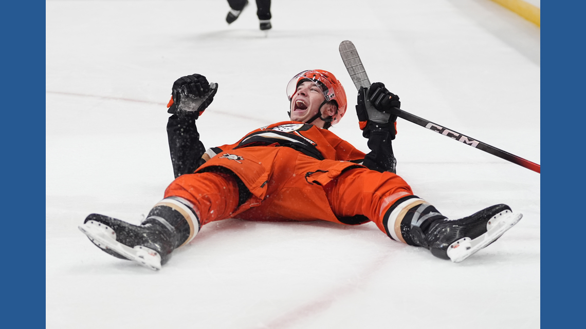 Cutter Gauthier scores twice, Ville Husso has 42 saves in Ducks' 5-1 win over Islanders