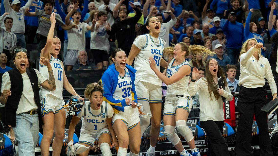 UCLA dominates Minnesota in Sacramento; Denise Curry watches
