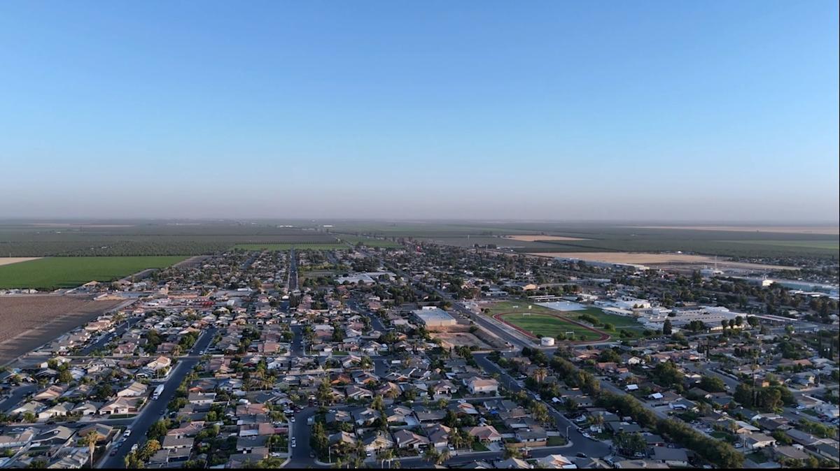 Between Fresno And Bakersfield In California's Central Valley Is A Rural Retreat With Local Bites And Small-Town Flair