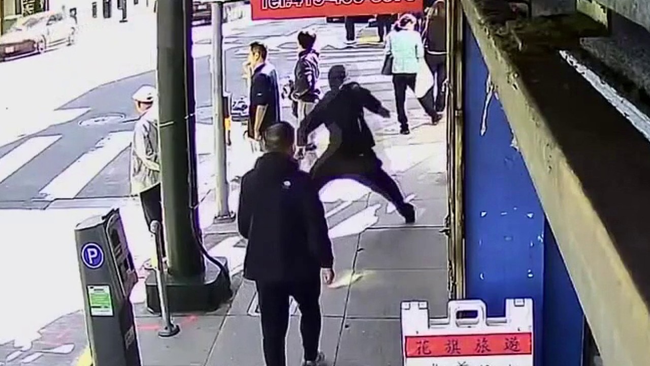 Video shows suspect stabbing man in San Francisco Chinatown