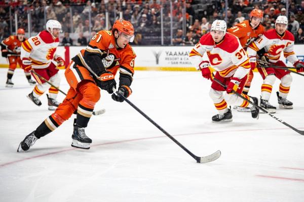 Hot teams clash as Ducks test recent form vs. Avalanche