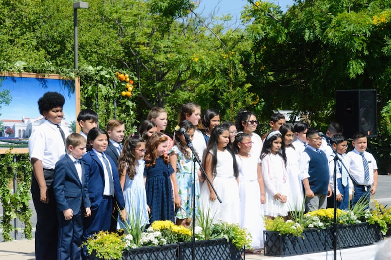 A children’s choir, made up of members from local congregations, performs “I Love to See the Temple” at the Yorba Linda California Temple groundbreaking ceremony in Yorba Linda, California, on Saturday, June 18, 2022.