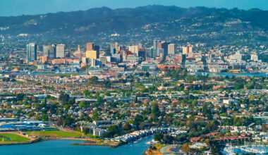 More troubled Oakland, California, properties reportedly head to auction