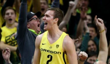 Behind the scenes of U of A men's basketball's Sweet 16 game