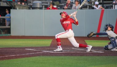 Baseball splits the four game series with BYU and Long Beach – The Daily Evergreen