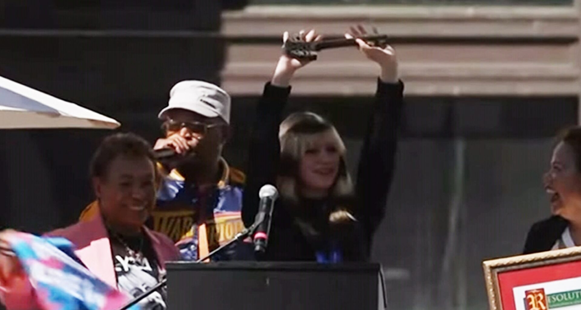 Alysa Liu Receives Key to Oakland During Star-Studded Gold Medal Celebration