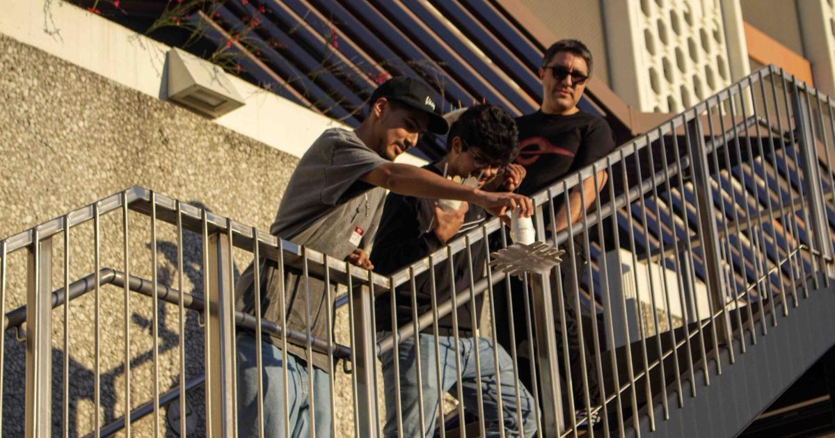 CSUF STEM club connections reach new heights at egg drop event | Lifestyle