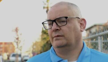 'They're everywhere': Chickens overrun Sacramento neighborhood, leaving residents frustrated | National and World News