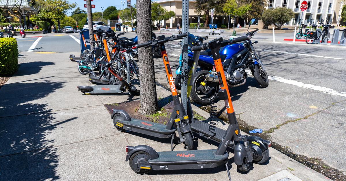 Suspects sprayed victim with fire extinguisher to steal electric scooter | Crime and Safety