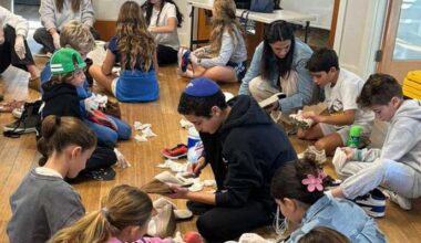 Coronado Shoe Drive Collects Over 200 Pairs For Students | Coronado Island News
