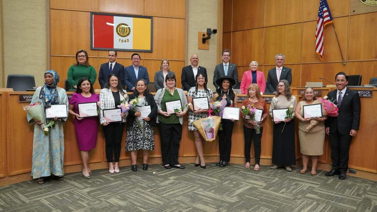 Mayor Gloria Honors 10 San Diegan 'Women Of Distinction' | Newsradio 600 KOGO