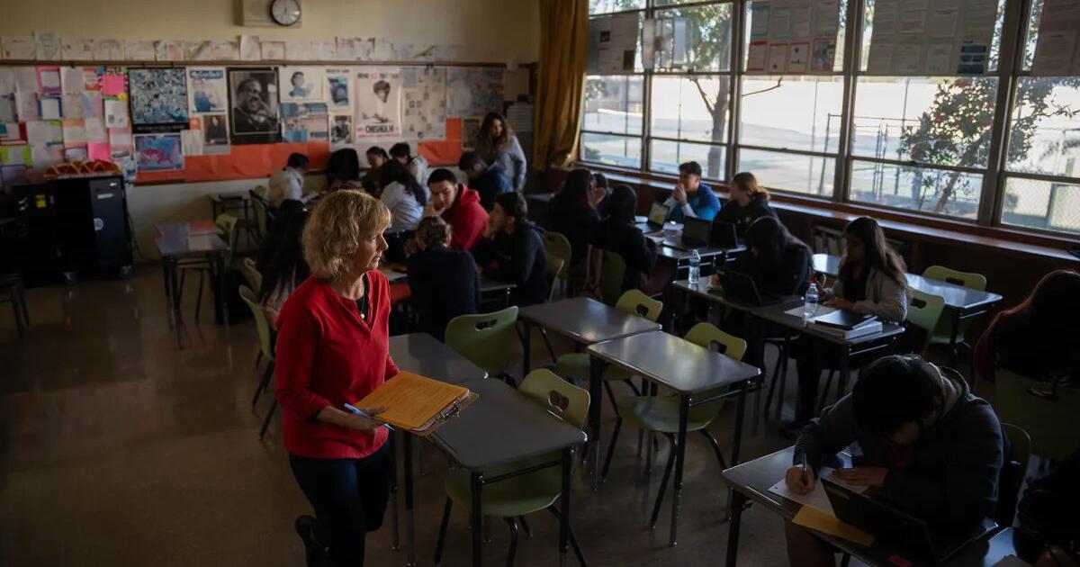 California teachers ‘tread lightly’ for America’s 250th as they navigate competing narratives | News