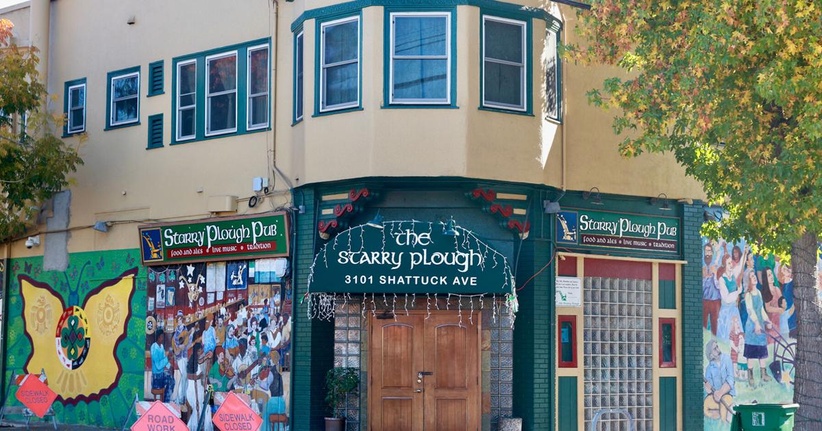 Car collision injures 2 pedestrians in South Berkeley | Crime and Safety